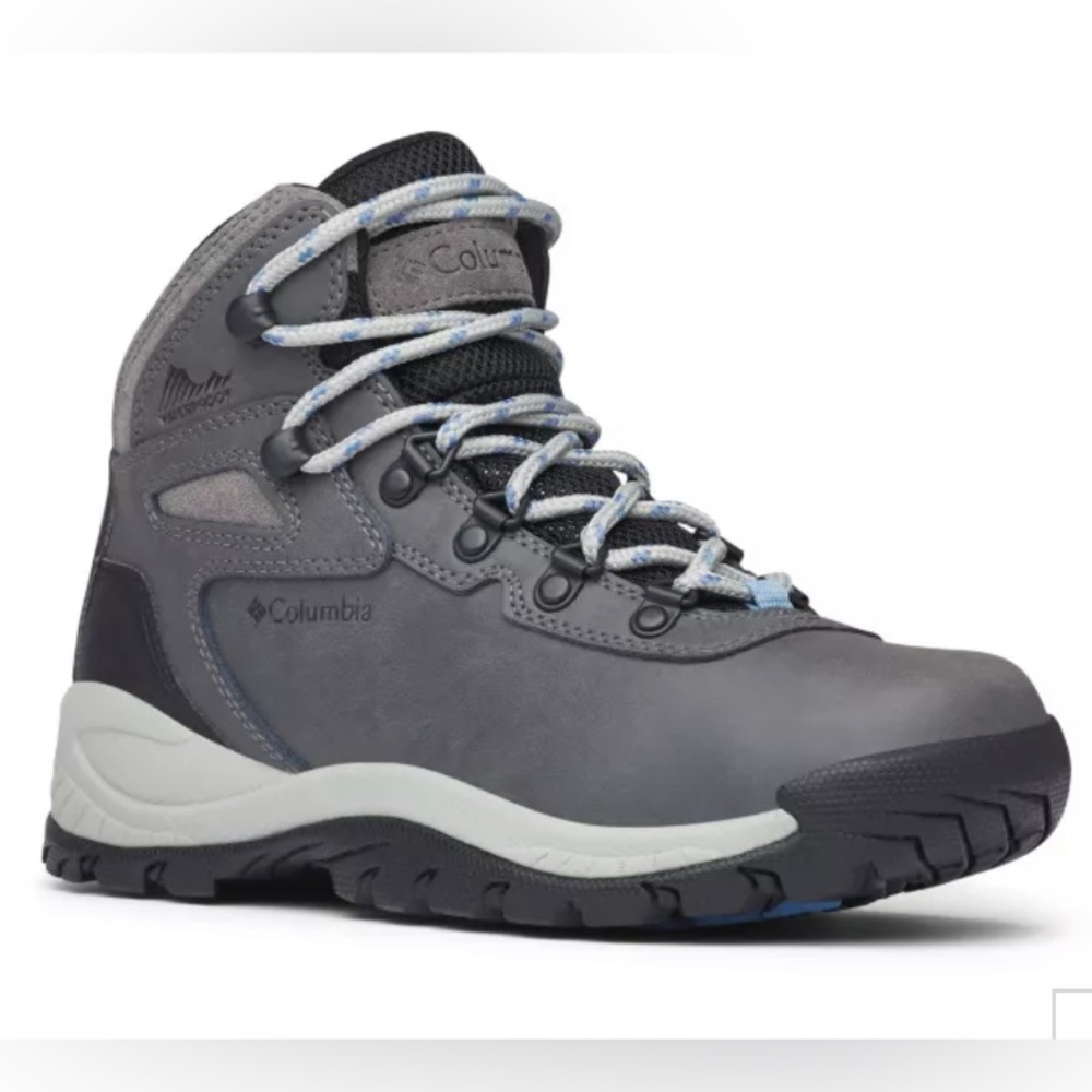 NWOT Columbia Newton Ridge Hiking Boots Size 8